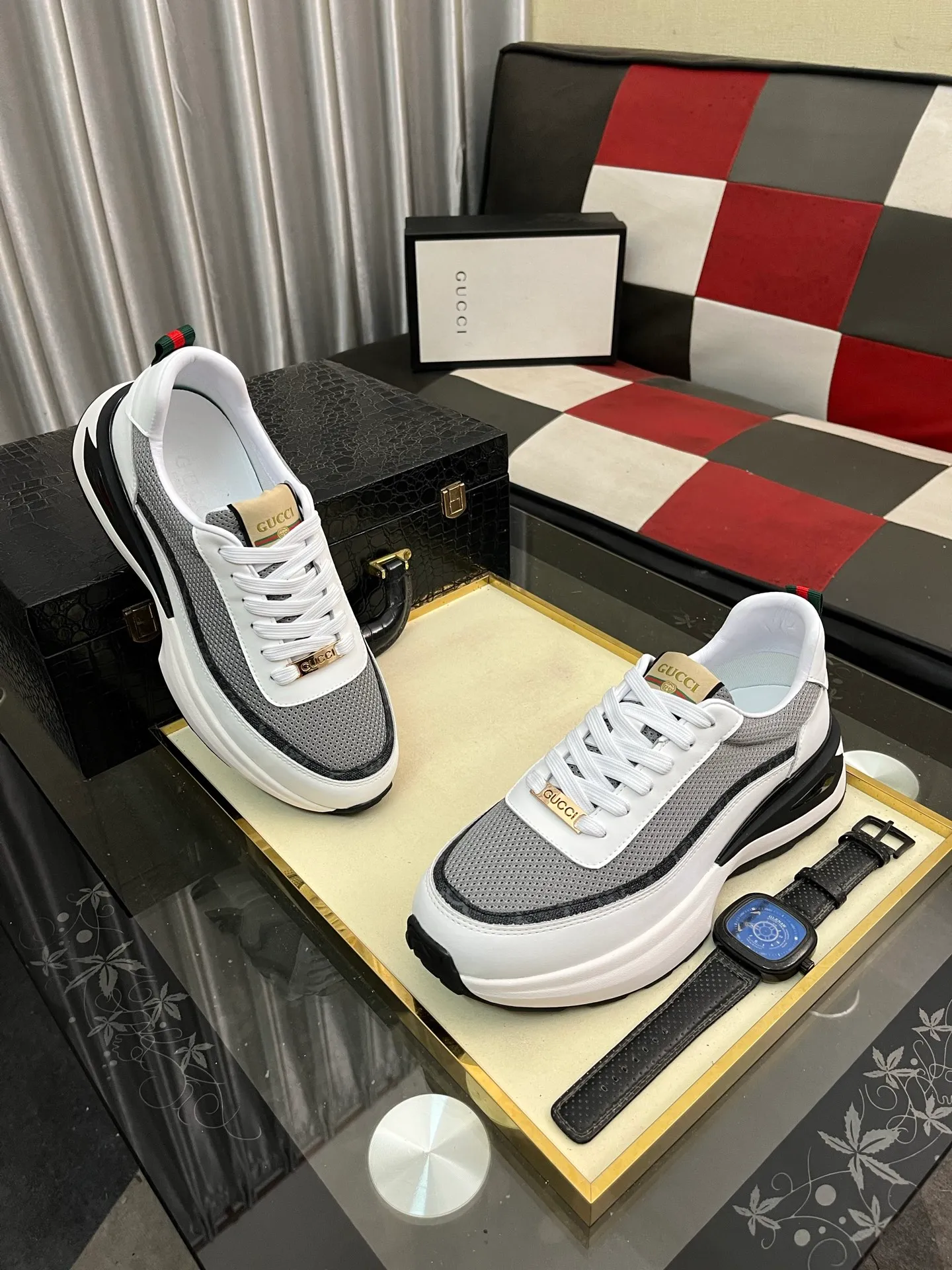 Men's Men's Shoes 💰458 ⌚️⌚️[GUCCI] Gucci men's casual shoes are absolutely popular 🔥The ultimate matching item for trendy men! The charm of super texture is irresistible, the main recommendation, the flower leather color is bright! The upper is made of high-quality brand printed fabric with cowhide, breathable leather lining and wear-resistant rubber sole, noble and elegant! Extremely comfortable🎁🎁You can be as handsome as you want💪 38-443️⃣colors available